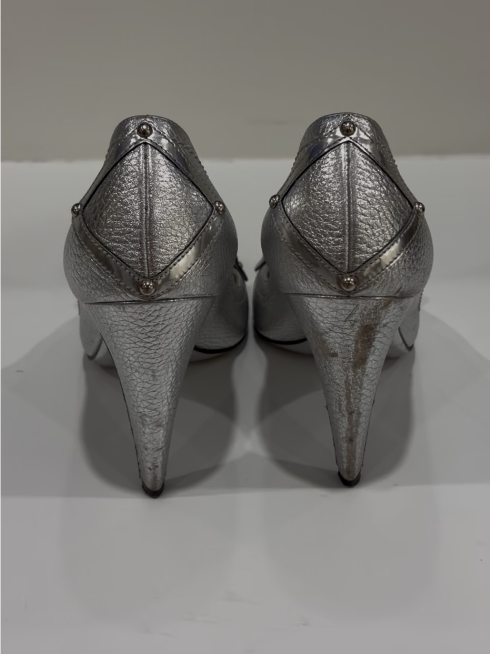 Versace Metallic Silver Pointed Toe Chain-Embellished Pumps - Picture 3 of 8